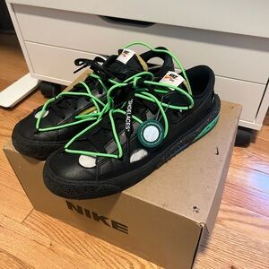 Nike Off-White Blazers (low) size 12